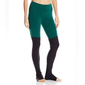 ALO Yoga Goddess Leggings In Green